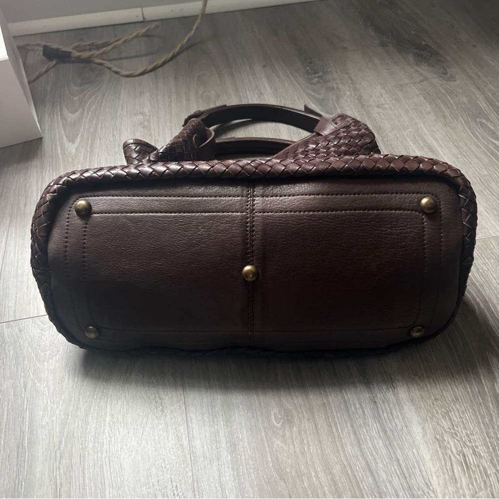 Valentina Dark Brown Woven Shoulder Bag - Picture 6 of 10